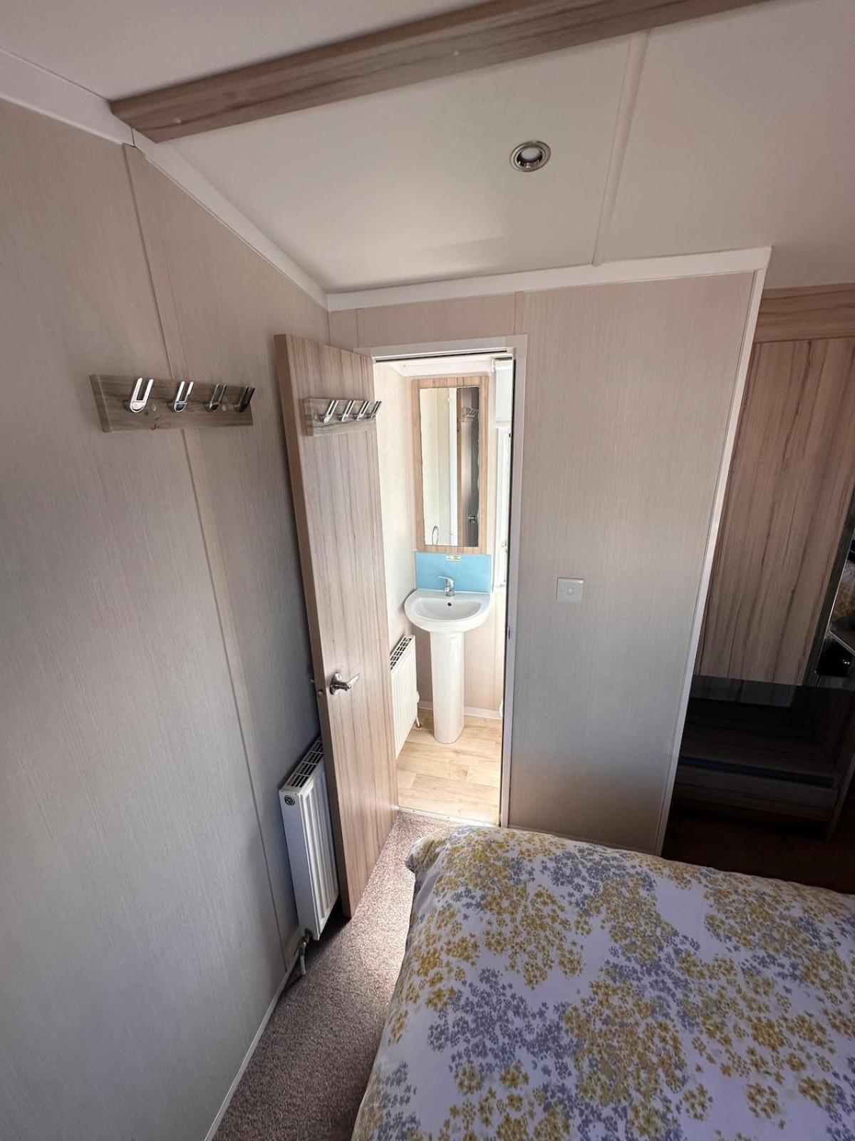 3-Bedroom Swift Caravan - Uddingston, Glasgow Eksteriør billede