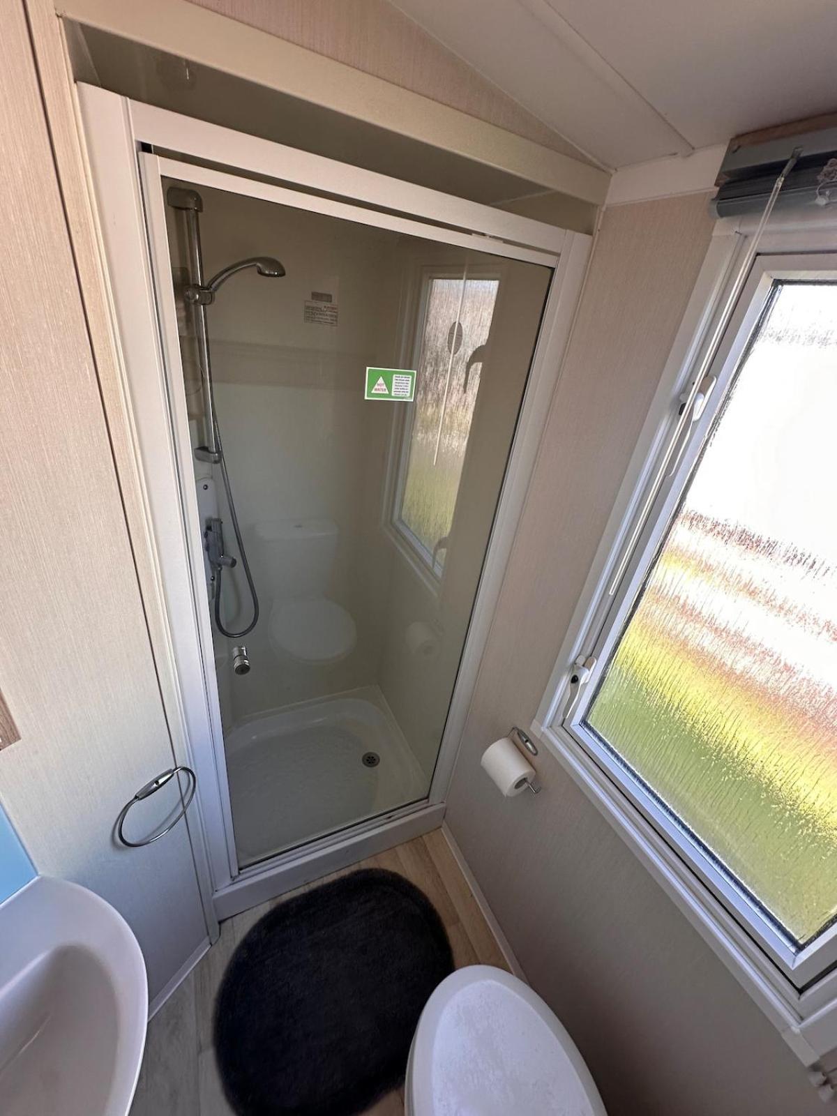 3-Bedroom Swift Caravan - Uddingston, Glasgow Eksteriør billede