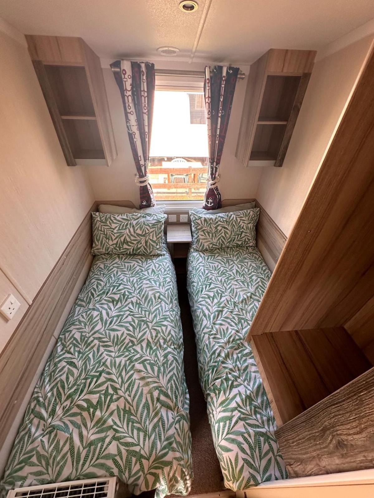3-Bedroom Swift Caravan - Uddingston, Glasgow Eksteriør billede